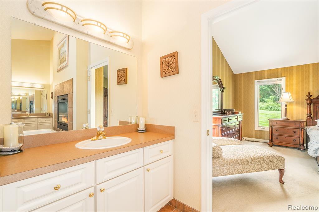 1257 Letica Drive Rochester, MI 48307 - Photo 31 of 59 Gallery Image 31