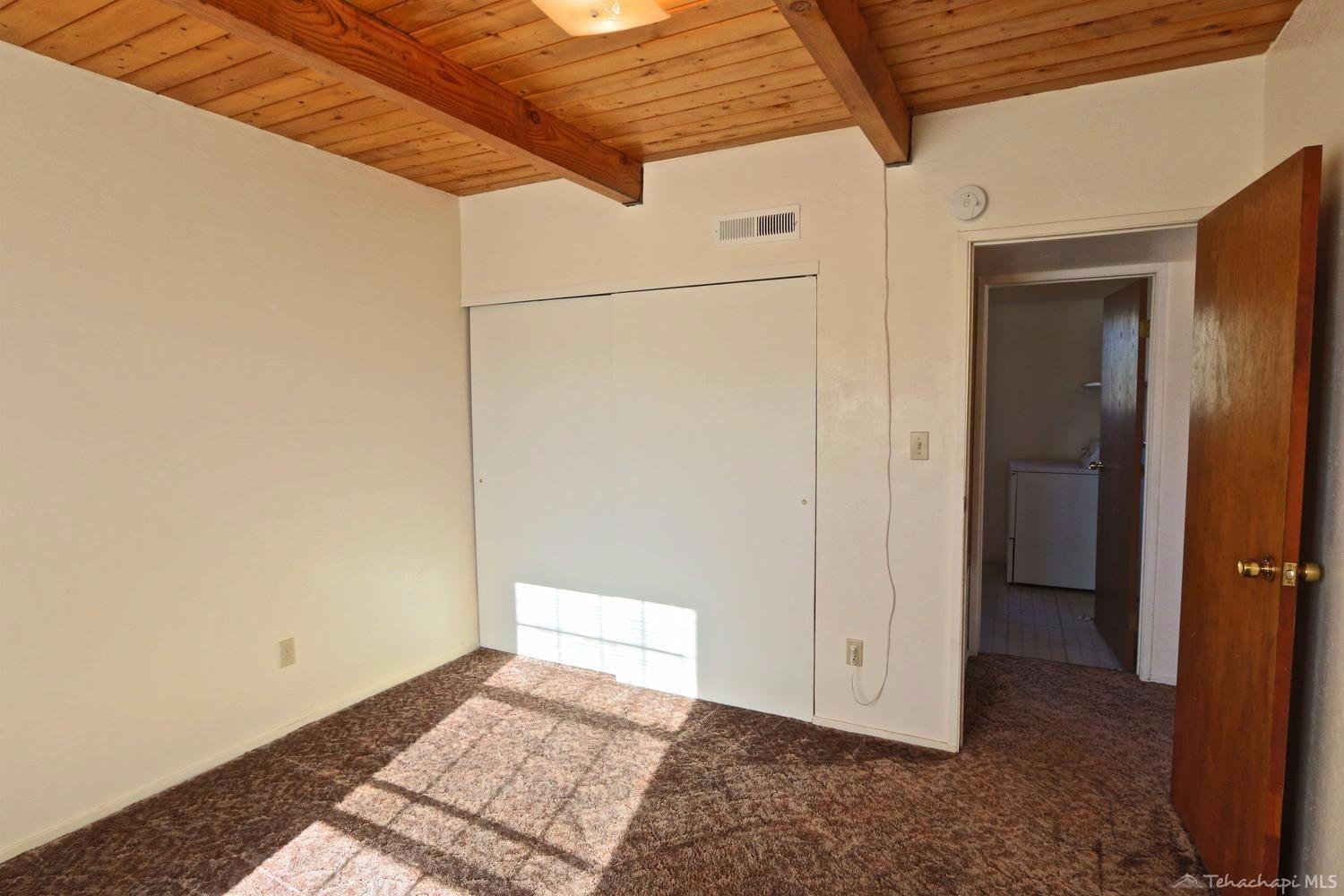 29501 Fawn Way Tehachapi, CA 93561 - Photo 21 of 37 Gallery Image 21