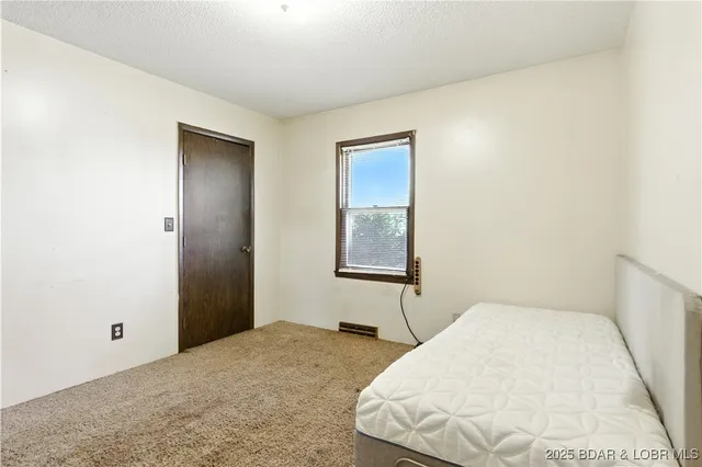 $174,500 | 13338 Us Highway, Macks Creek, MO 65786