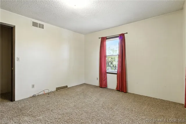 $174,500 | 13338 Us Highway, Macks Creek, MO 65786