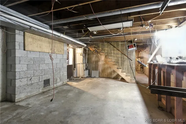 $174,500 | 13338 Us Highway, Macks Creek, MO 65786