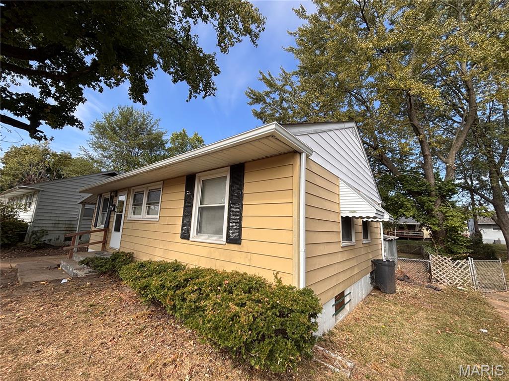 329 Midlothian Road St. Louis, MO 63137 - Photo 27 of 29 Gallery Image 27