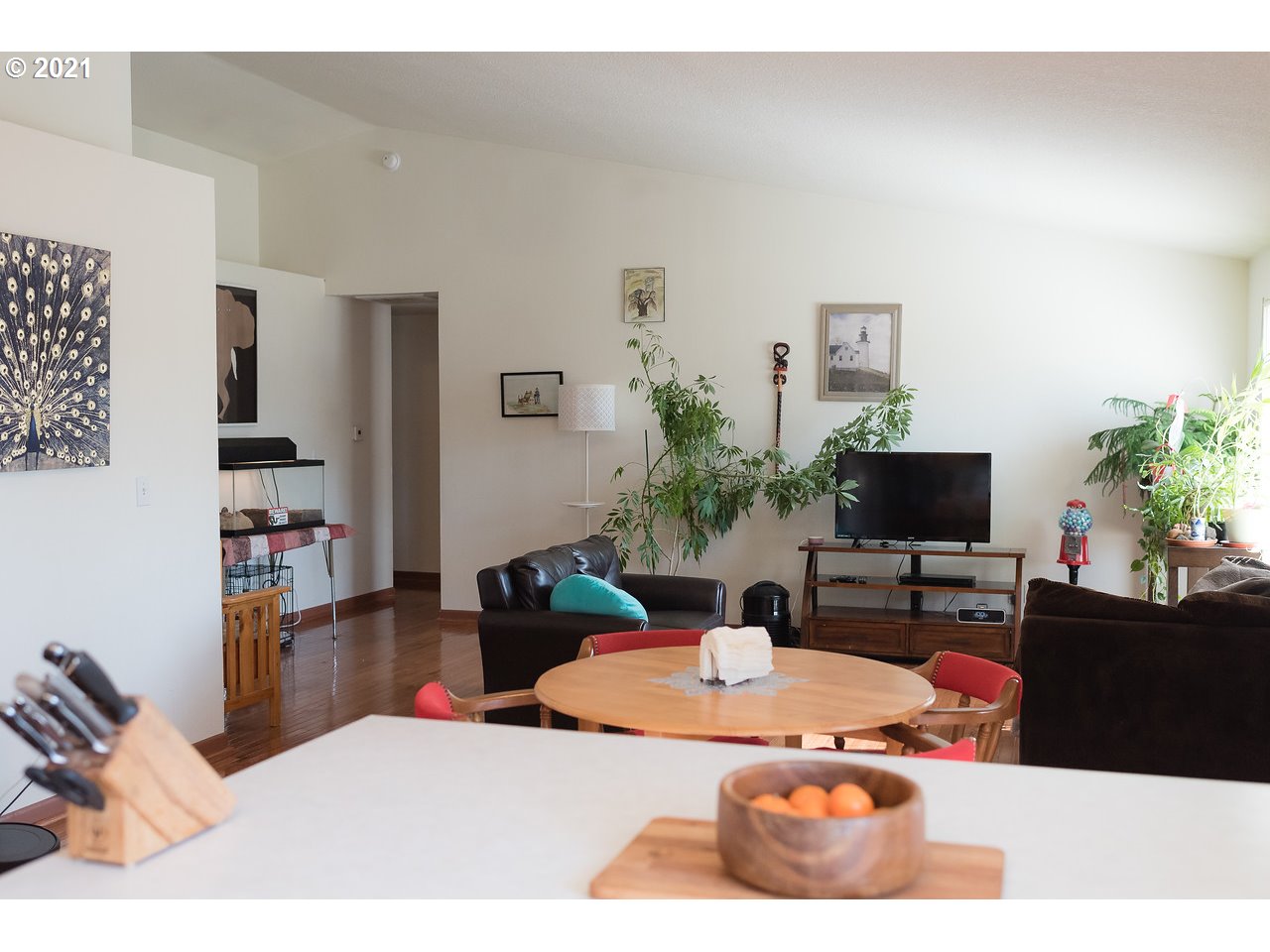 1012 Southwest Nye Avenue Pendleton, OR 97801 - Photo 7 of 23