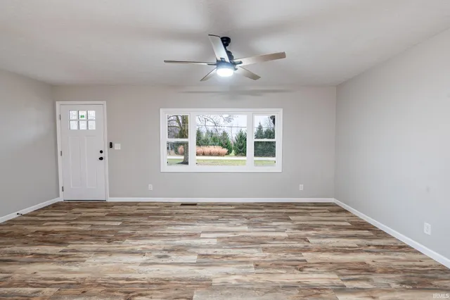 $389,900 | 2693 South 400 East, Marion, IN 46953