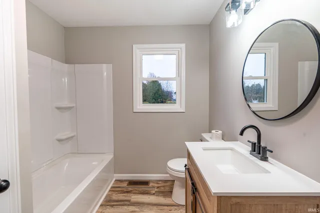 $389,900 | 2693 South 400 East, Marion, IN 46953