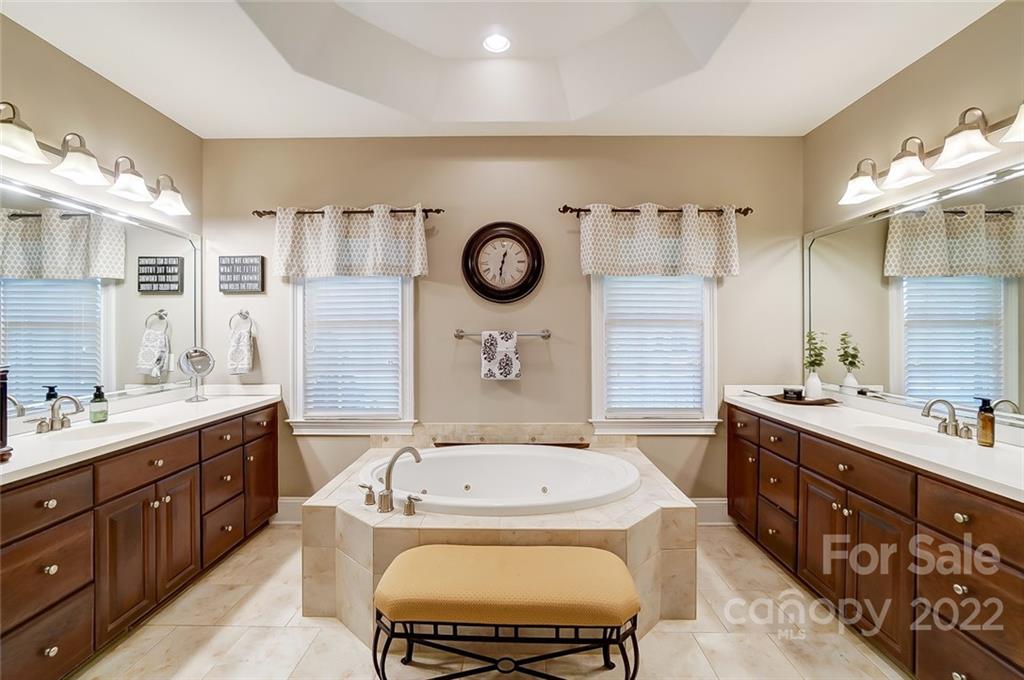 715 Cooks Cove Ridge Lake Wylie, SC 29710 - Photo 19 of 37 Gallery Image 19