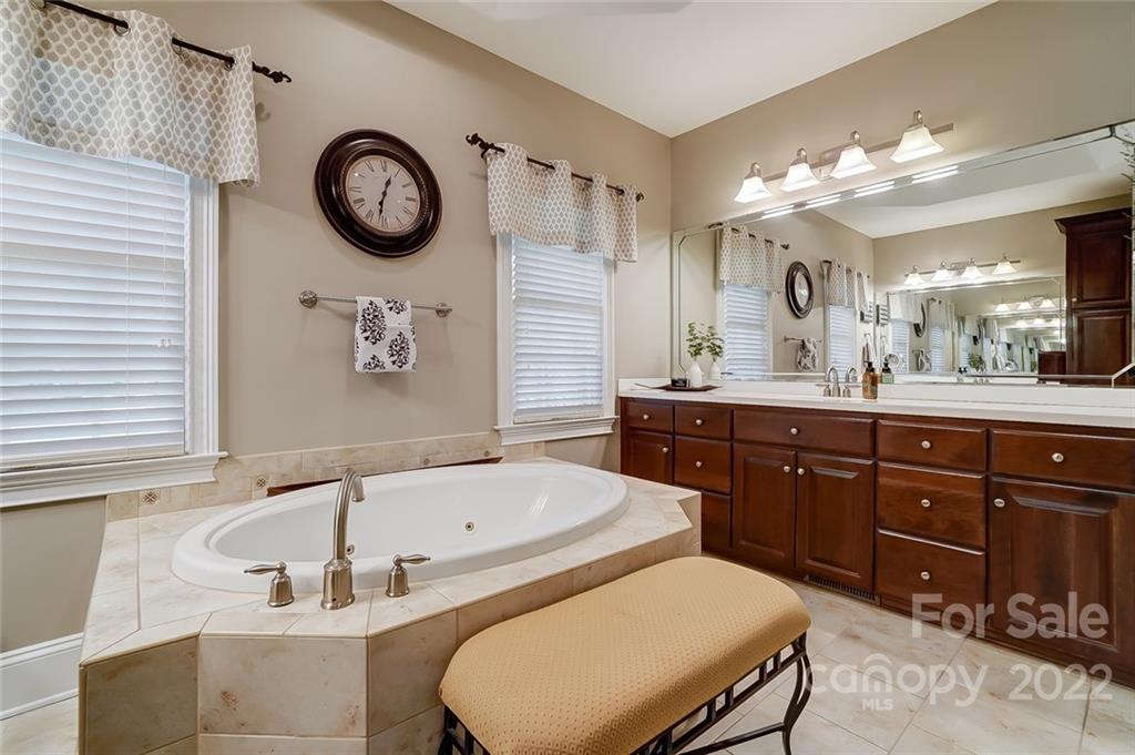 715 Cooks Cove Ridge Lake Wylie, SC 29710 - Photo 20 of 37 Gallery Image 20