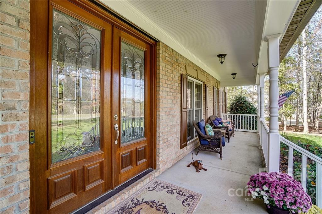715 Cooks Cove Ridge Lake Wylie, SC 29710 - Photo 3 of 37 Gallery Image 3