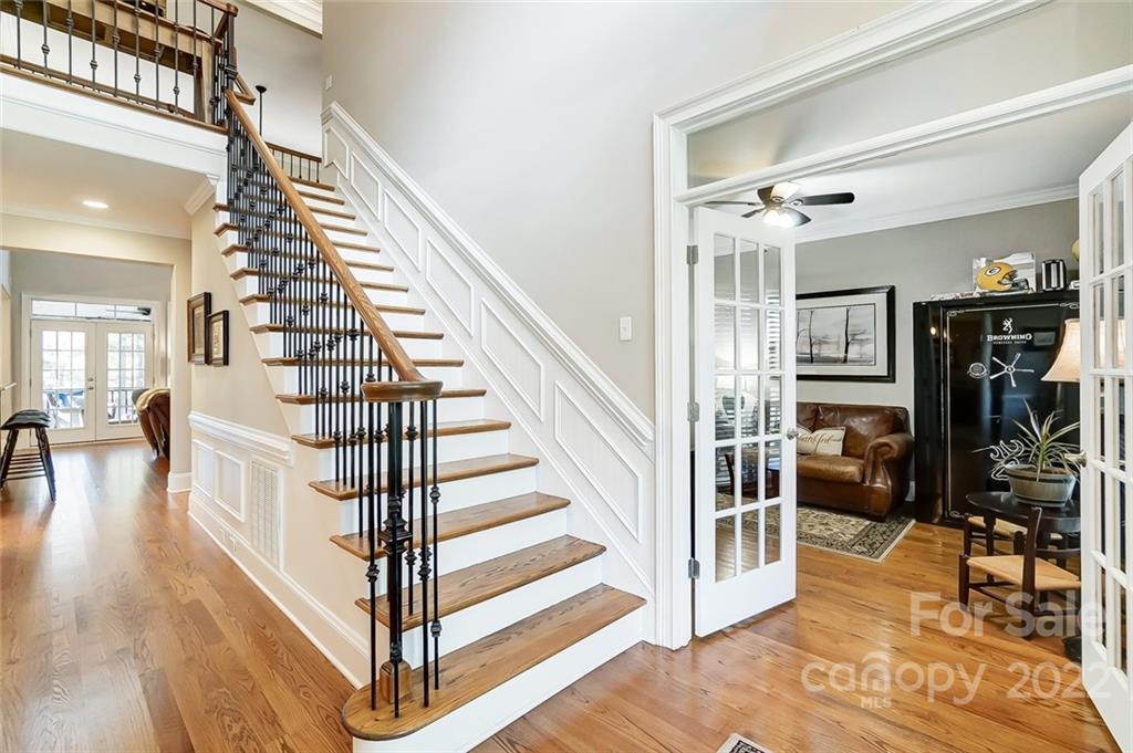 715 Cooks Cove Ridge Lake Wylie, SC 29710 - Photo 5 of 37 Gallery Image 5