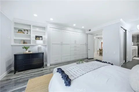$1,295,000 | 627 Avery Place, Long Beach, CA 90807
