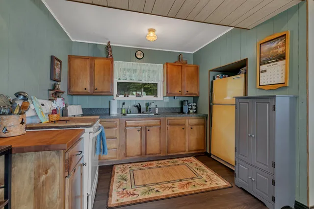 $400,000 | 17364 Paradise Shores Road, Brainerd, MN 56401