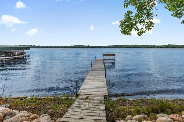 $400,000 | 17364 Paradise Shores Road, Brainerd, MN 56401