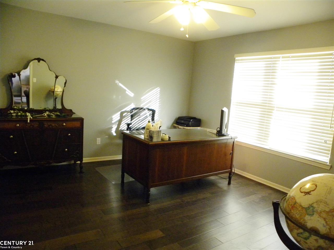 4128 April Lane Sterling Heights, MI 48310 - Photo 10 of 22