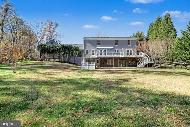 $1,200,000 | 130 Lakeland Drive, Sterling, VA 20164