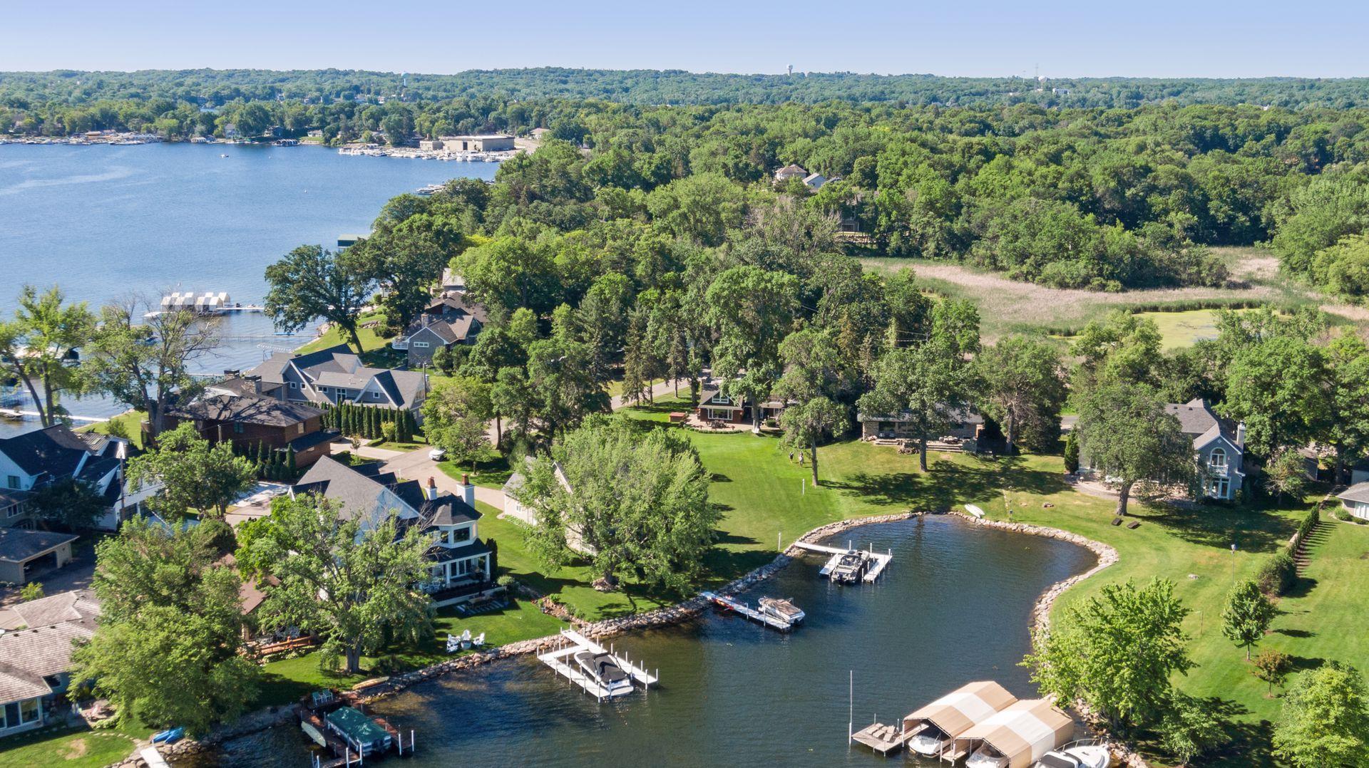 120 West Point Road Tonka Bay, MN 55331 - Photo 13 of 78