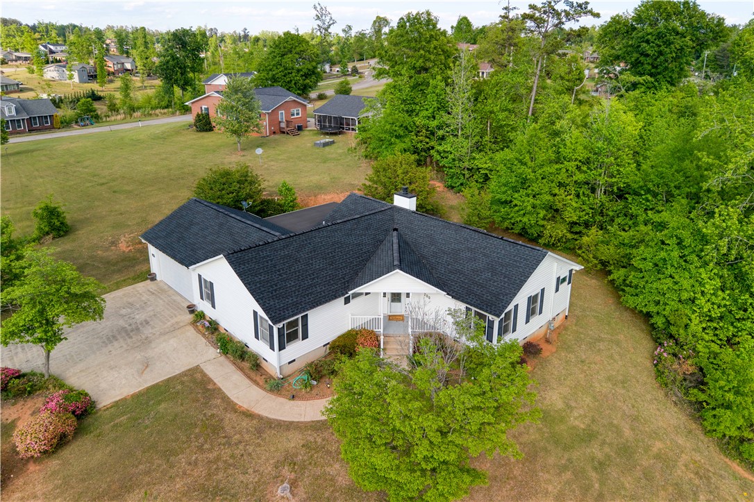 200 Leila Street Seneca, SC 29678 - Photo 4 of 30