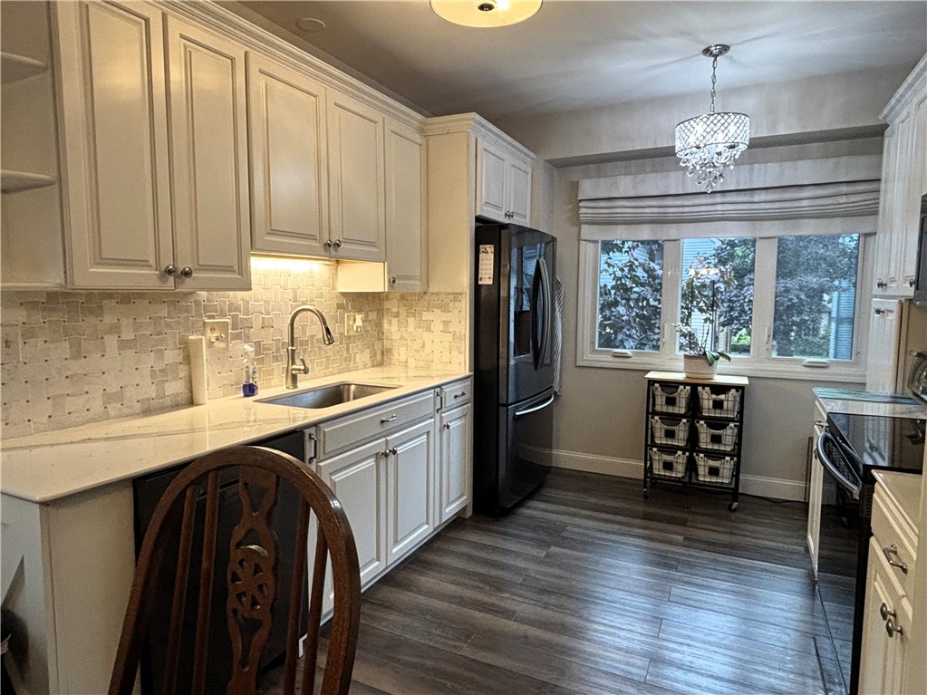 346 Frederick Douglass Street Rochester, NY 14608 - Photo 7 of 25