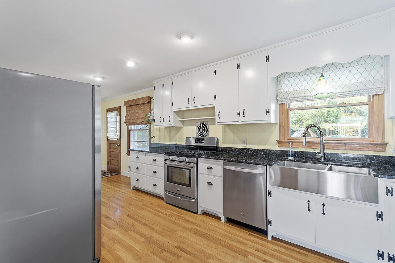 503 East Cornwall Road Cary, NC 27511 - Photo 21 of 36 Photo 22