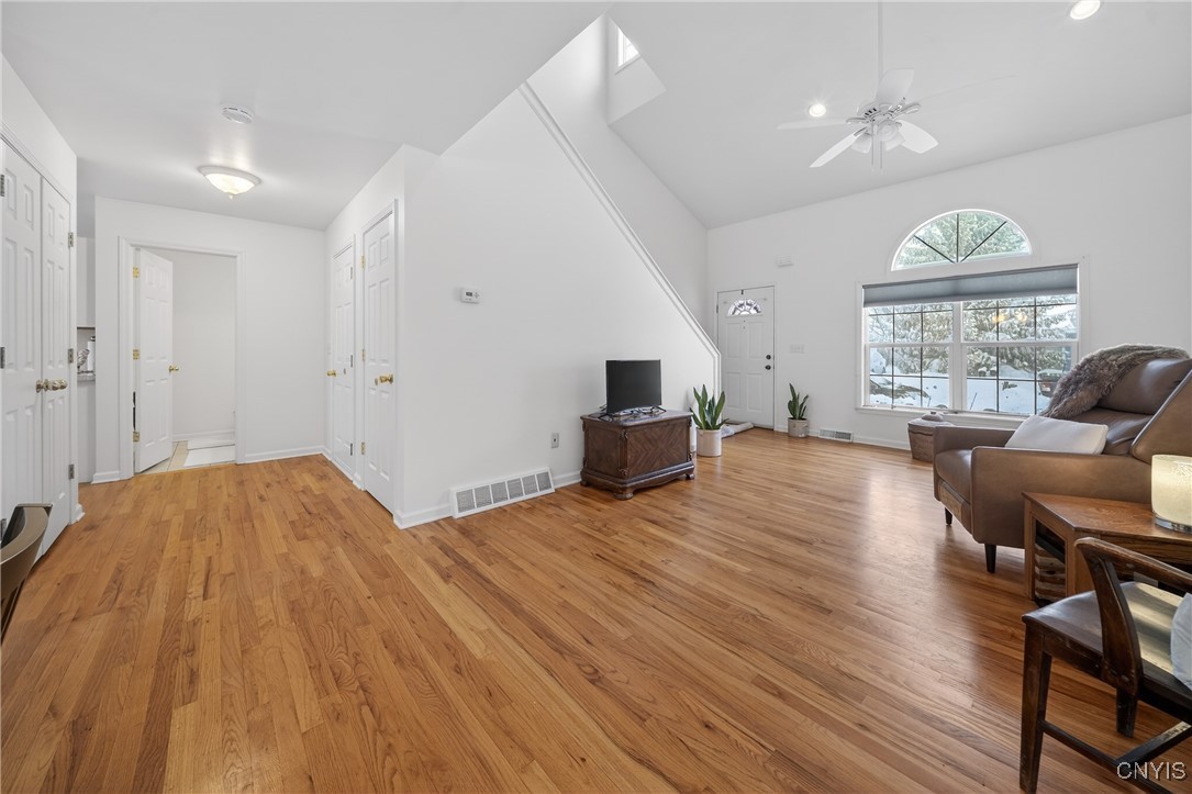 102 Otis Street Salina, NY 13088 - Photo 12 of 47