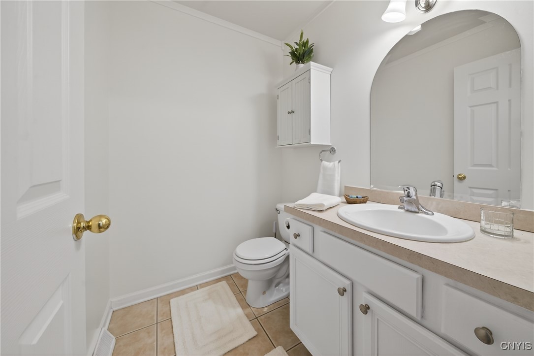 102 Otis Street Salina, NY 13088 - Photo 29 of 47