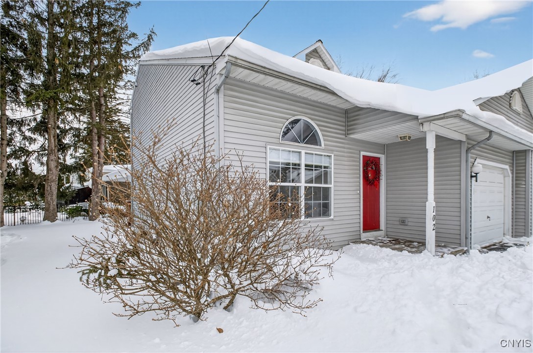 102 Otis Street Salina, NY 13088 - Photo 3 of 47