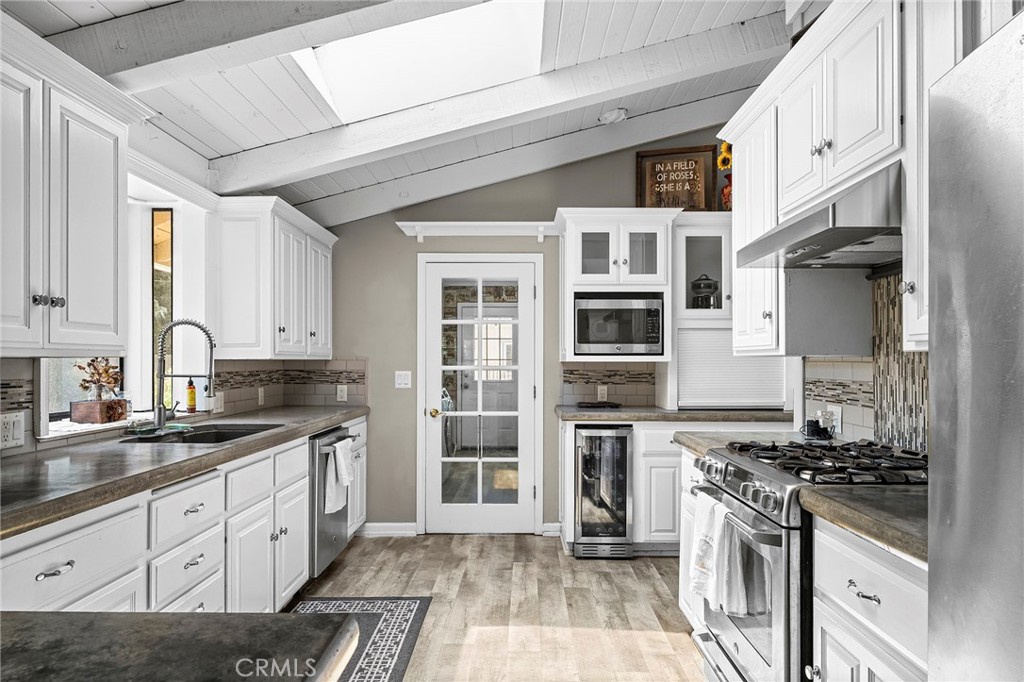 9857 Lott Road Durham, CA 95938 - Photo 7 of 42 Kitchen