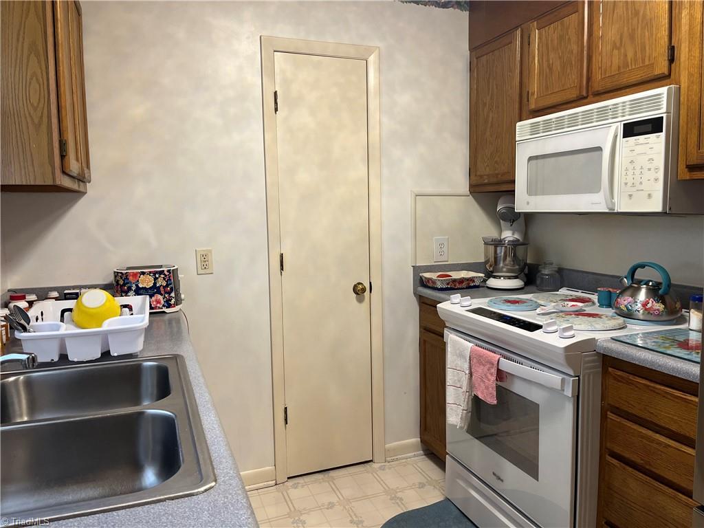 5244 Ridge Drive Trinity, NC 27370 - Photo 12 of 28