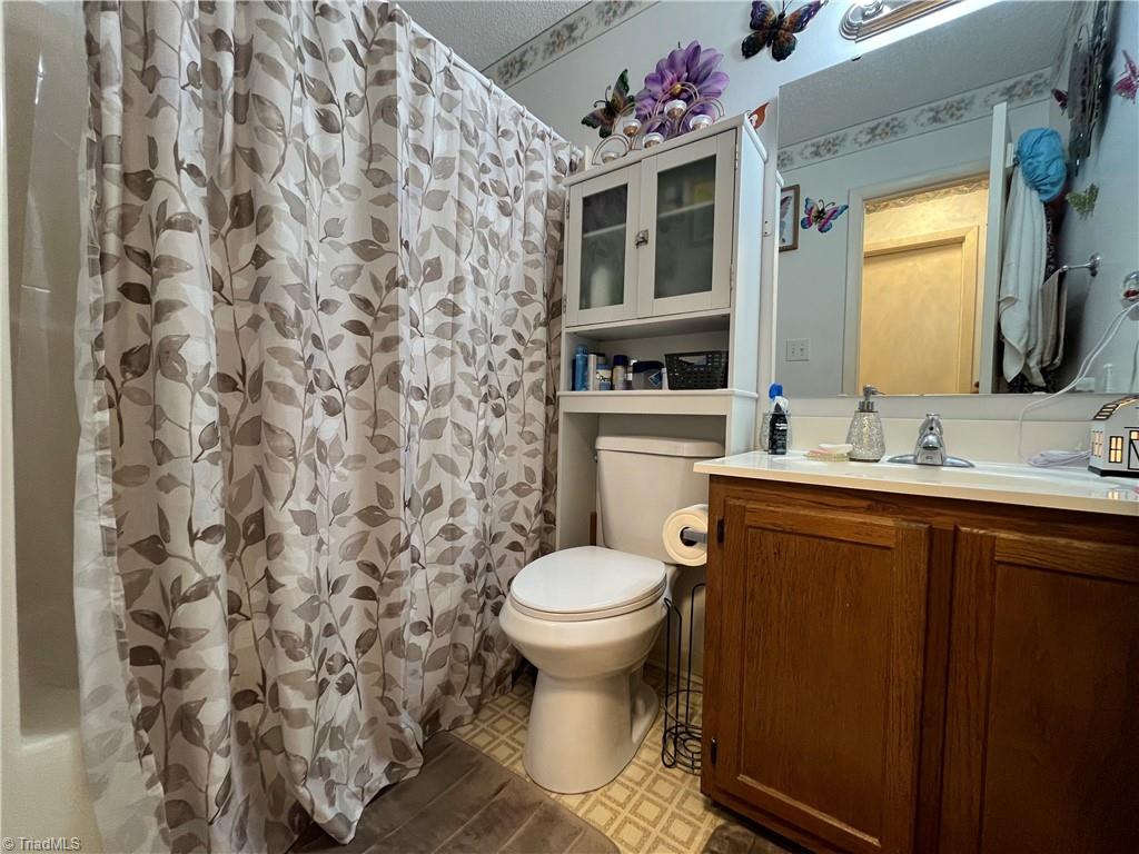 5244 Ridge Drive Trinity, NC 27370 - Photo 13 of 28