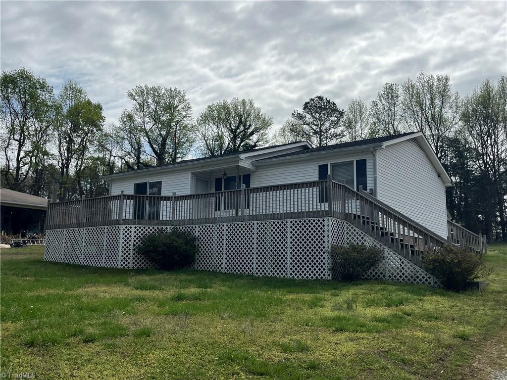 5244 Ridge Drive Trinity, NC 27370 - Photo 3 of 28