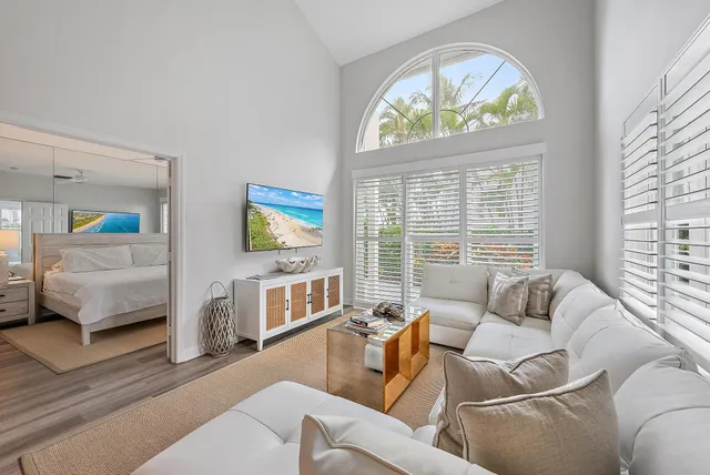 $7,500 | 1000 North Us Highway, Unit 700, Jupiter, FL 33477