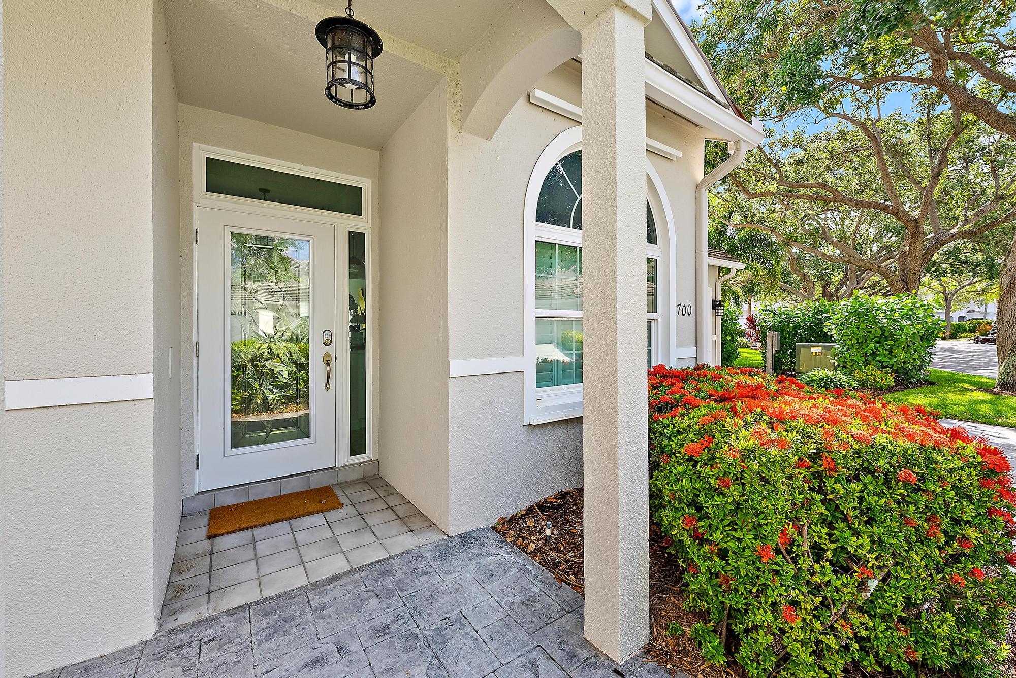 1000 North Us Highway, Unit 700 Jupiter, FL 33477 - Photo 24 of 32 a front view of a house with balcony