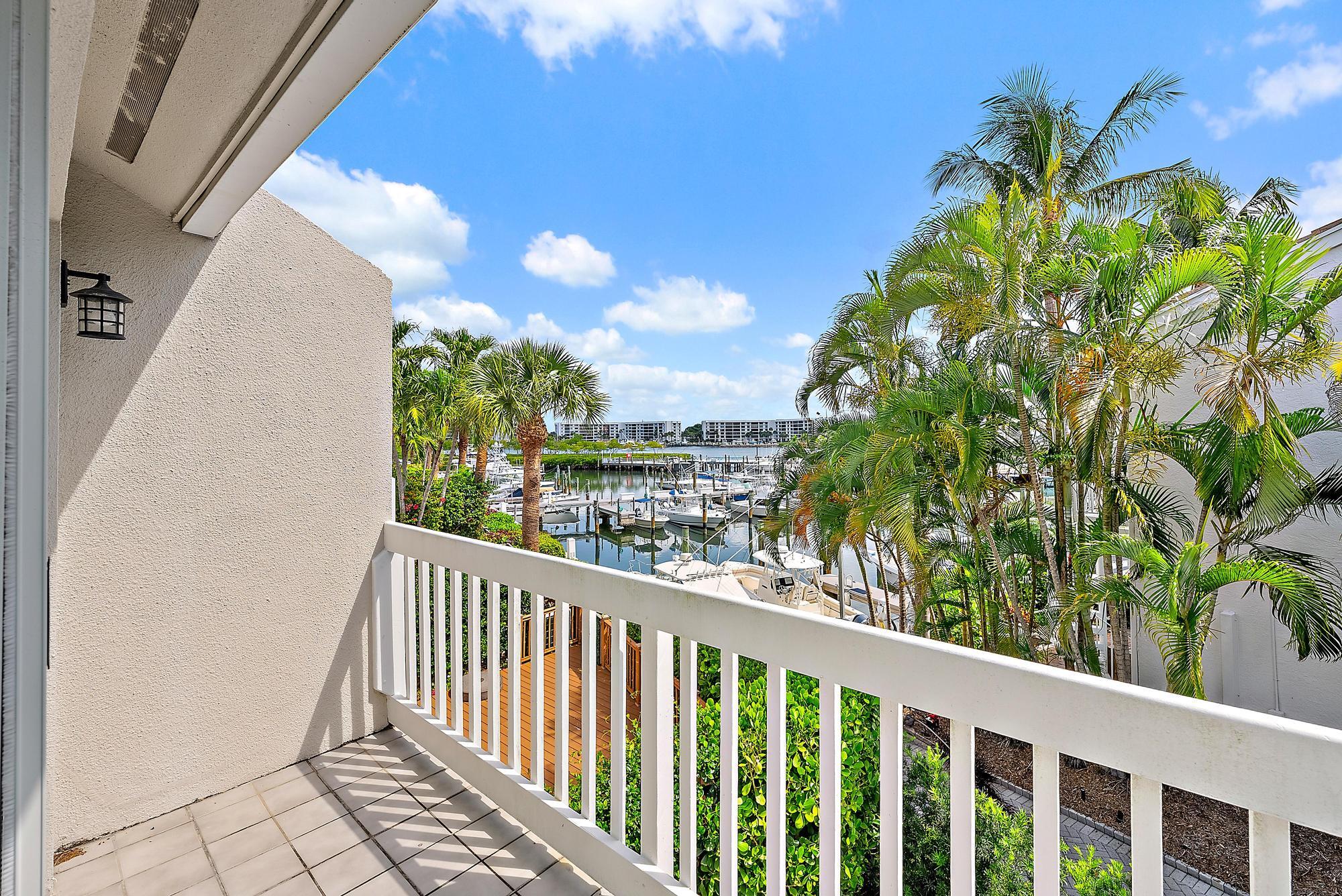 1000 North Us Highway, Unit 700 Jupiter, FL 33477 - Photo 29 of 32 a view of a balcony with a plant