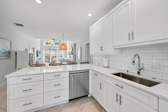 $7,500 | 1000 North Us Highway, Unit 700, Jupiter, FL 33477