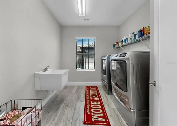 $815,000 | 14261 Swiss Bridge Drive, Riverview, FL 33579