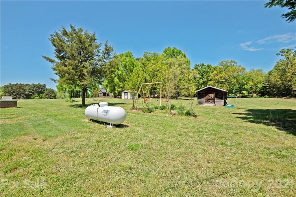 28371 Canton Road Albemarle, NC 28001 - Photo 30 of 39 Gallery Image 30