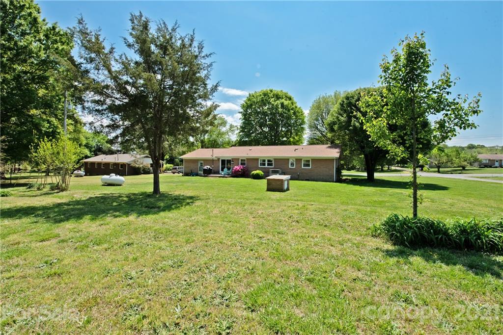 28371 Canton Road Albemarle, NC 28001 - Photo 36 of 39 Gallery Image 36