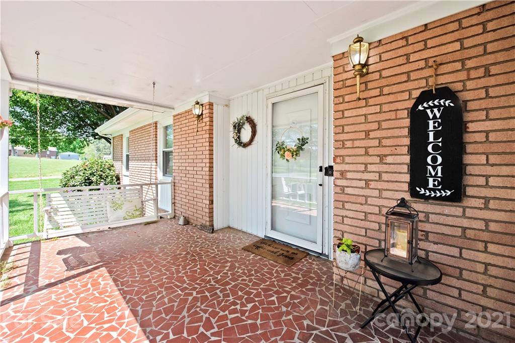 28371 Canton Road Albemarle, NC 28001 - Photo 6 of 39 Gallery Image 6