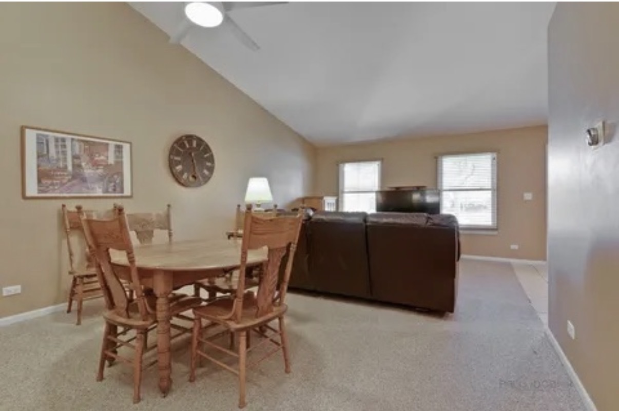 118 Bedford Road Mundelein, IL 60060 - Photo 3 of 14