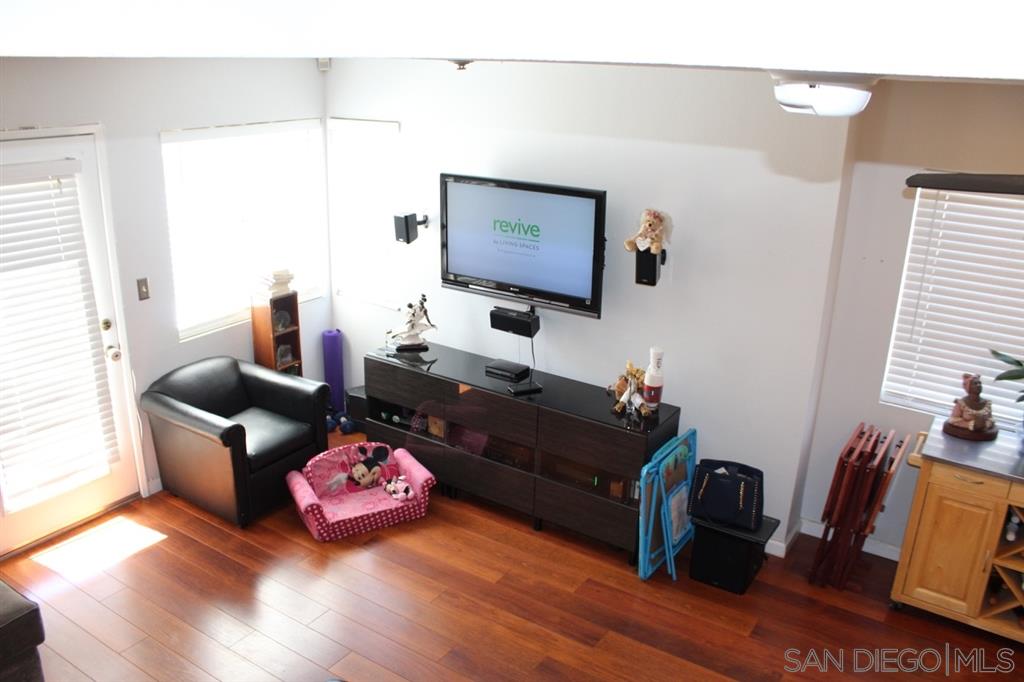 8975 Windham Court Spring Valley, CA 91977 - Photo 4 of 16 Gallery Image 4