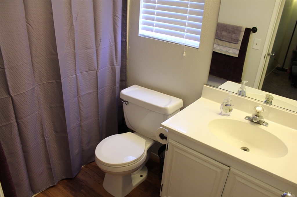 8975 Windham Court Spring Valley, CA 91977 - Photo 10 of 16 Gallery Image 10
