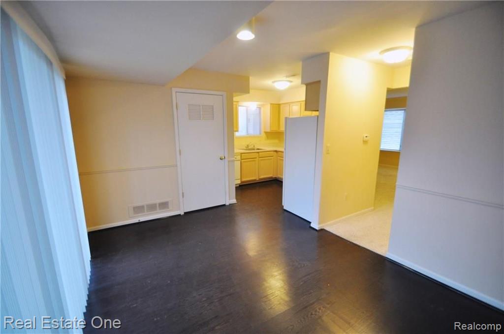 1638 River View Drive, Unit 41 Rochester Hills, MI 48307 - Photo 10 of 31