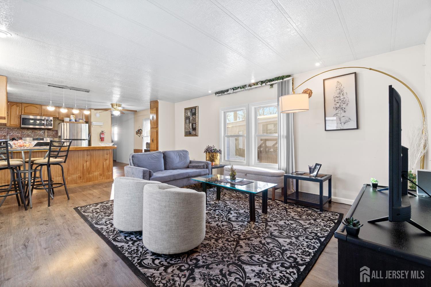 28 Dickens Road North Brunswick, NJ 08902 - Photo 7 of 15