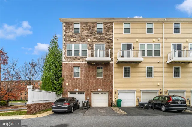 a car parked in front of a building