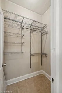 $1,775 | 2418 North Western Avenue, Unit 2F, Chicago, IL 60647