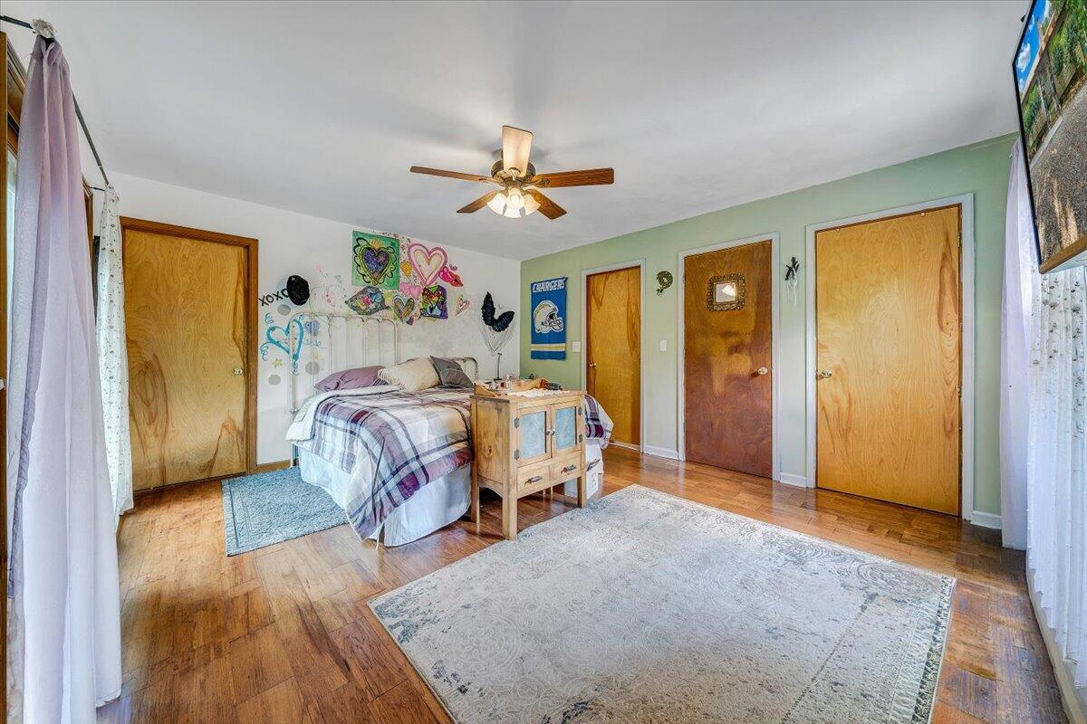879 Aps Knob Road New Castle, VA 24127 - Photo 16 of 42 16-MIB07338