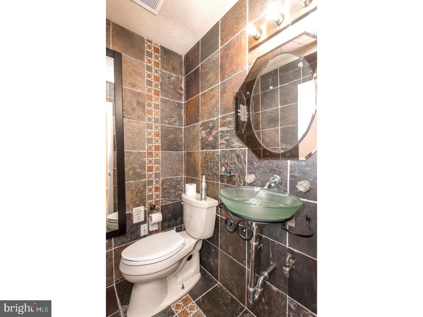383 Devon Drive Exton, PA 19341 - Photo 10 of 20 Gallery Image 10