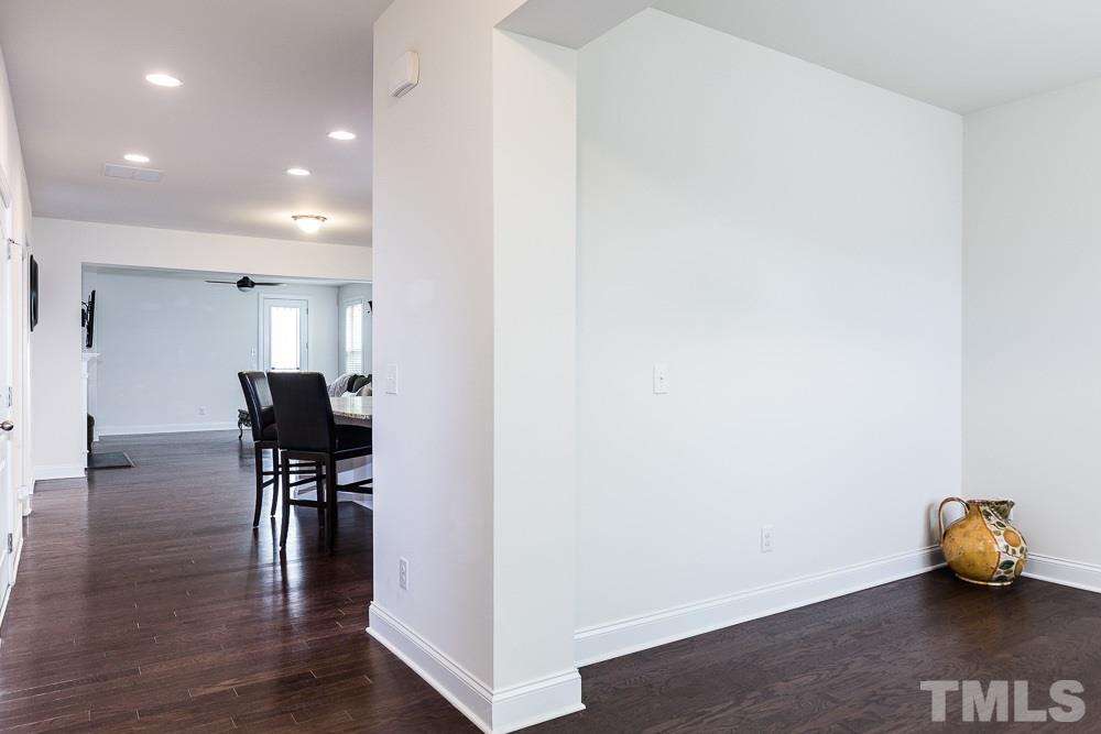 216 Crisp Road Durham, NC 27713 - Photo 5 of 28 Gallery Image 5