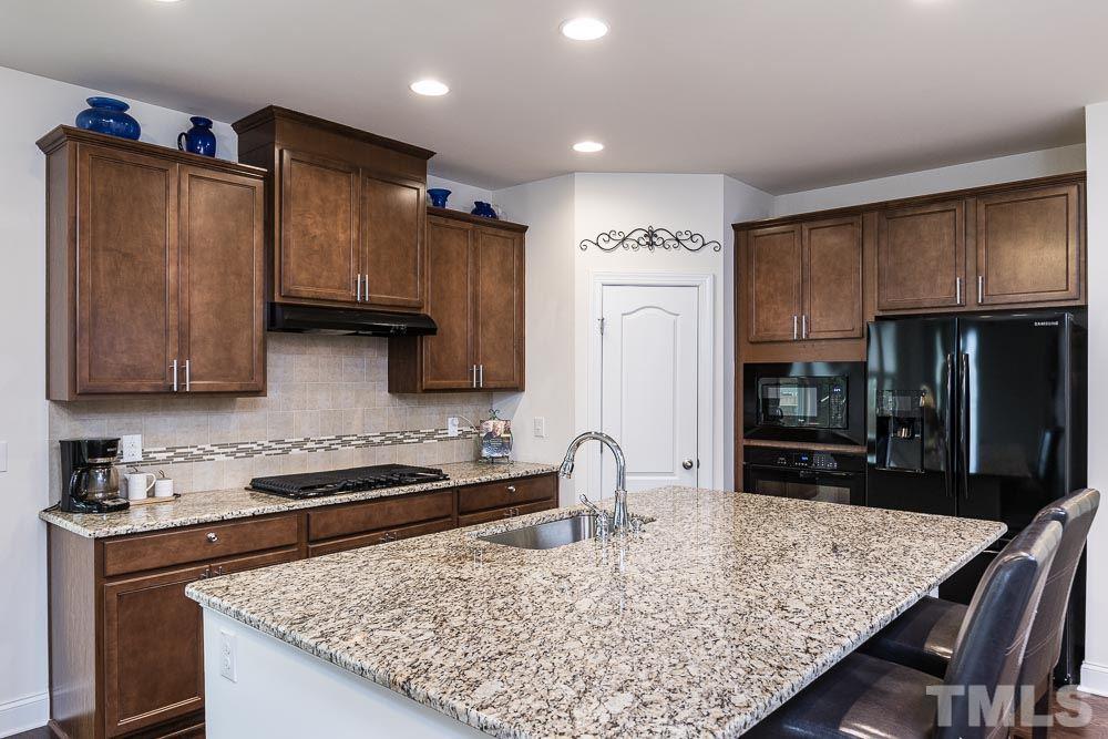 216 Crisp Road Durham, NC 27713 - Photo 7 of 28 Gallery Image 7