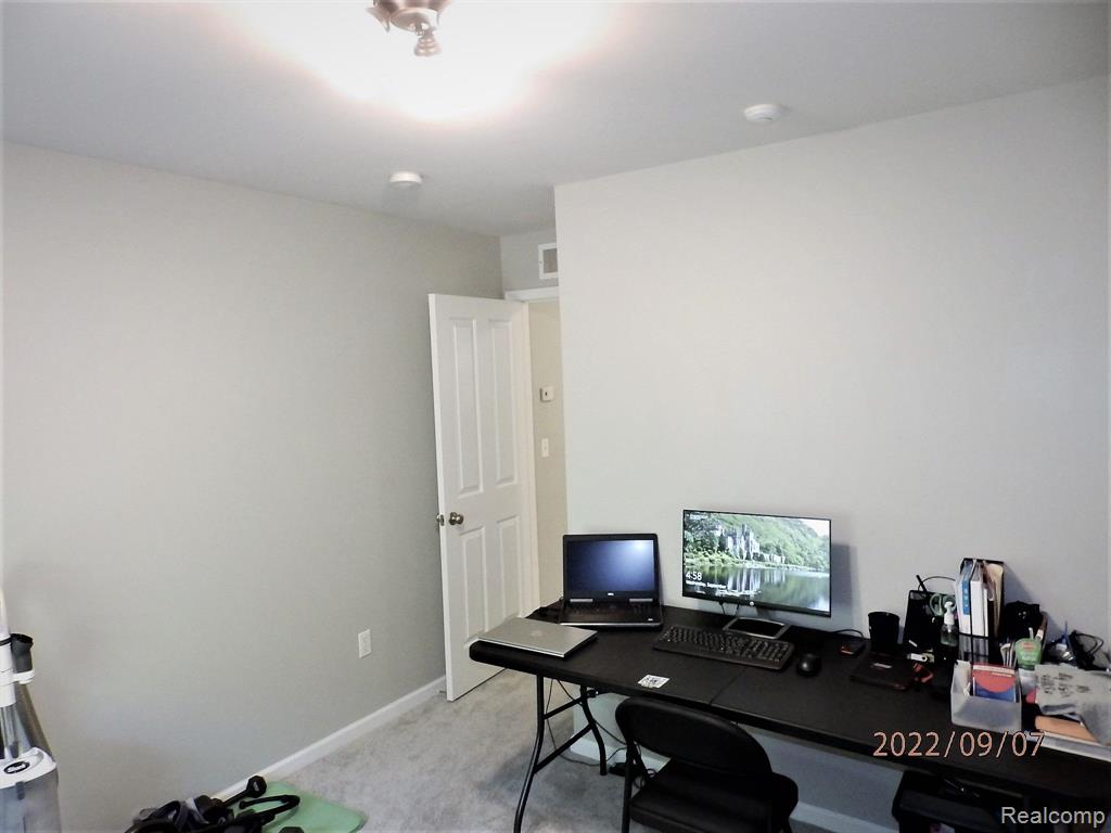 4017 Radcliff Drive Canton, MI 48188 - Photo 17 of 28