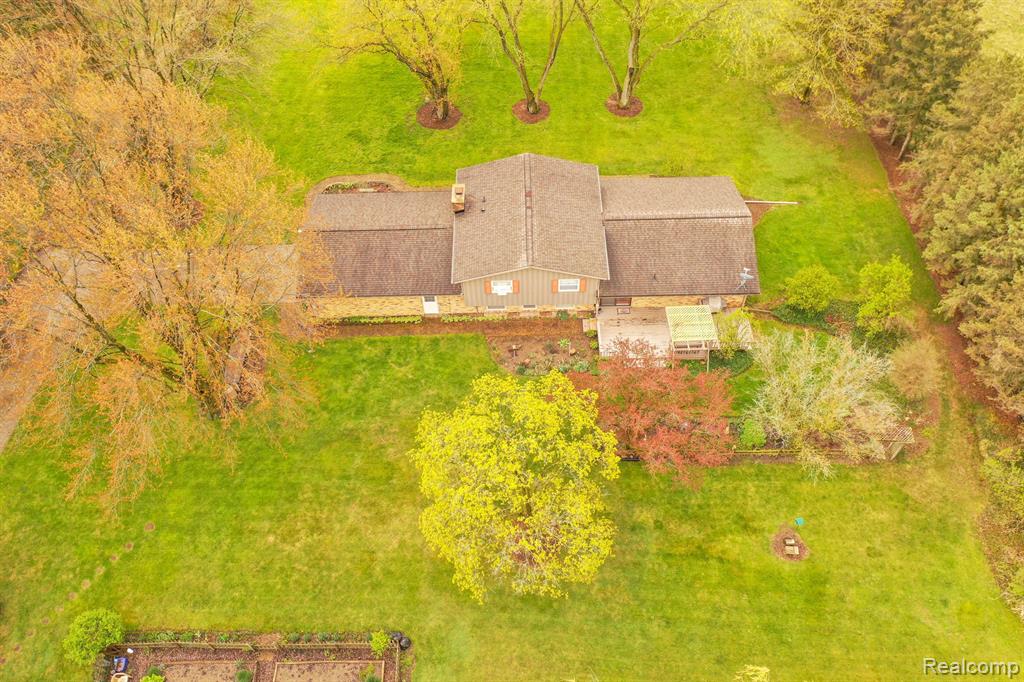 8390 Calkins Road Flint, MI 48532 - Photo 44 of 47